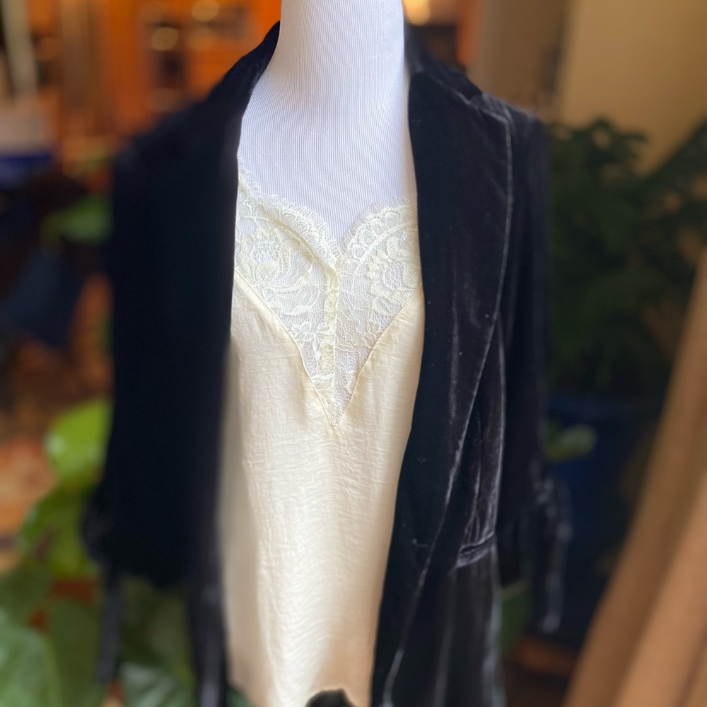 Halogen Tie Sleeve Velvet Blazer | Black | Small
